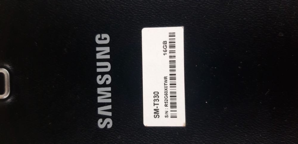 Tablet Samsung A4 modelo T330 ler discrição.