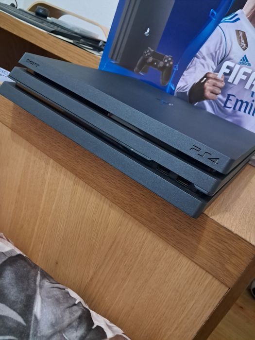 PlayStation4 PRO 1TB