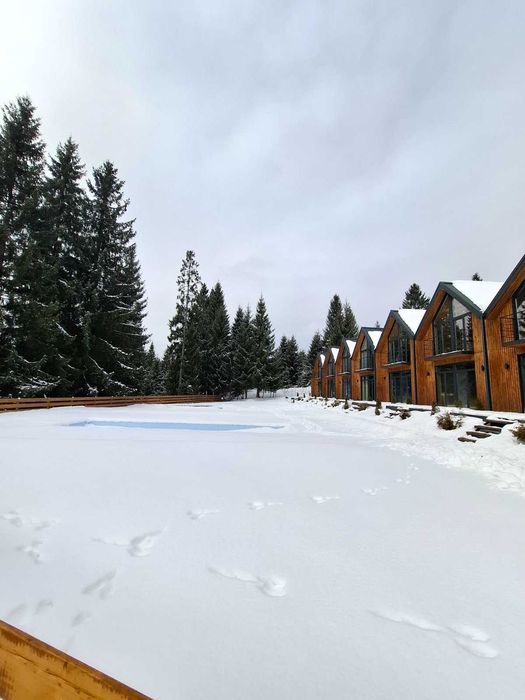 Продаю котеджне містечко в Яблуниці (Буковель). Працюючий бізнес.