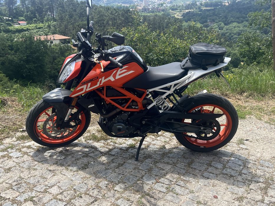 KTM Duke 390 (2018) — Apenas 7.500 km / Imaculada (Carta A2)