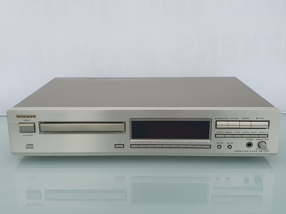 Odtwarzacz CD Onkyo dx-7211 szampański
