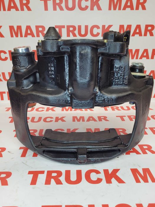 ZACISK HAMULCA sn7 skośny LRT003782RC SN7067 lewy mercedes