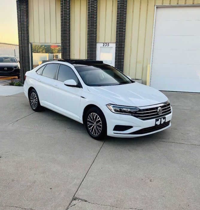 Volkswagen Jetta SEL      2019