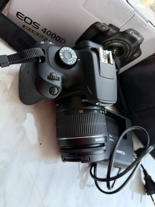 Canon 4000D kit