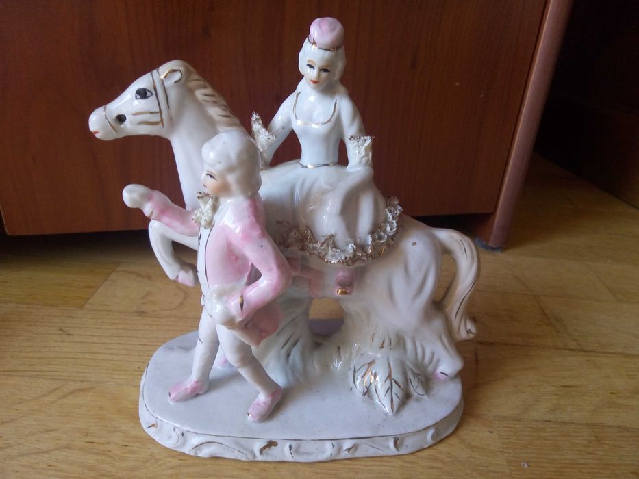 Peça decorativa antiga