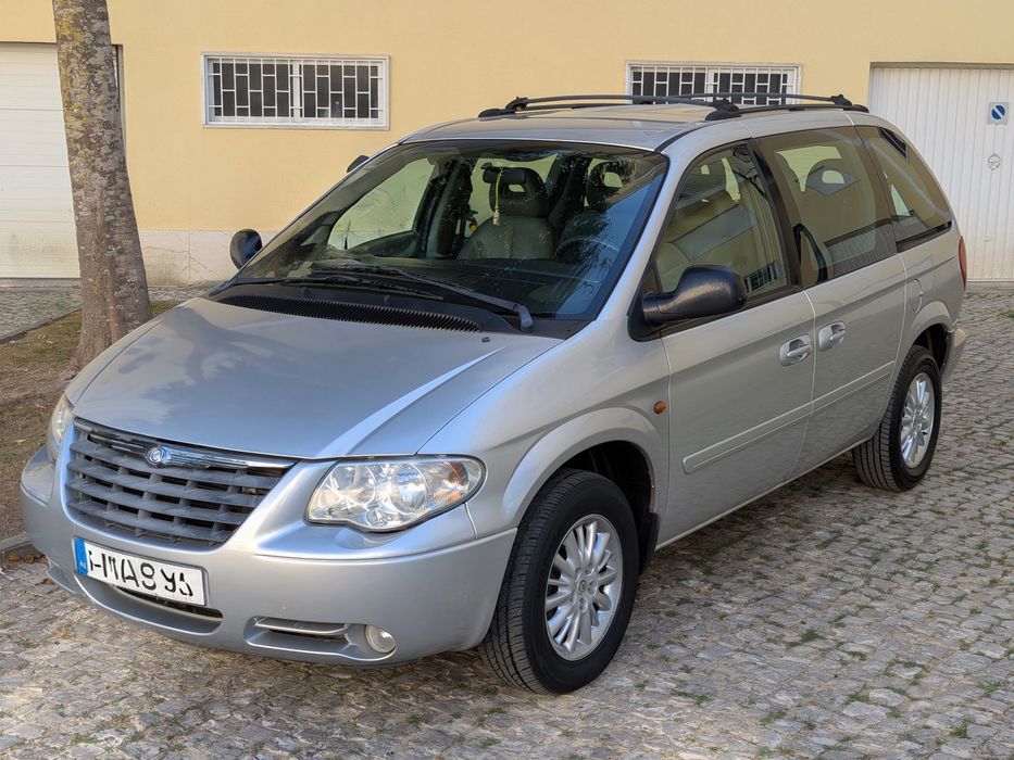 Chrysler Grand Voyager Automática — photo 2