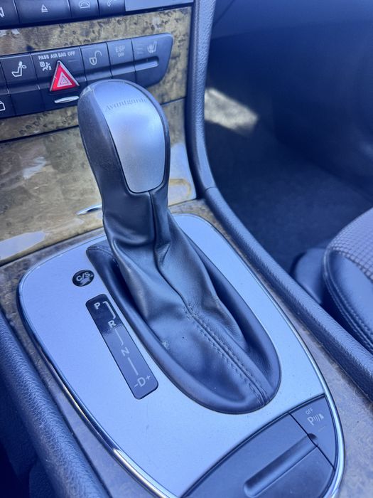 Mercedes-Benz E 220 — fotografia 9