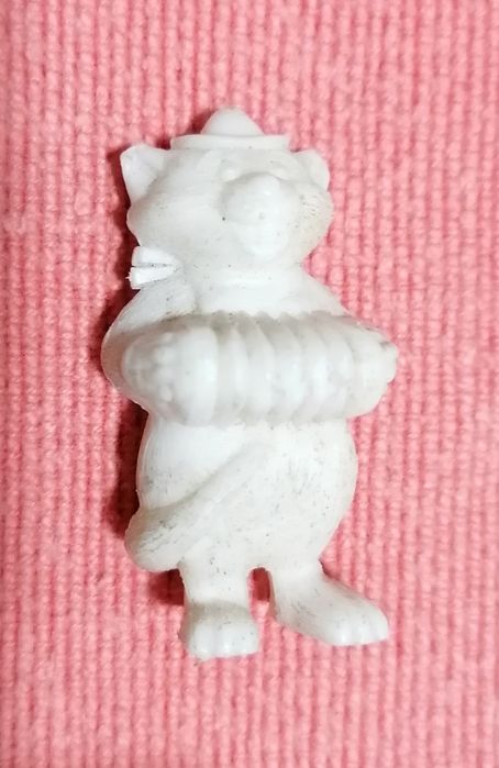 Bonecos /Figuras Monocromáticos "Os Aristogatos"