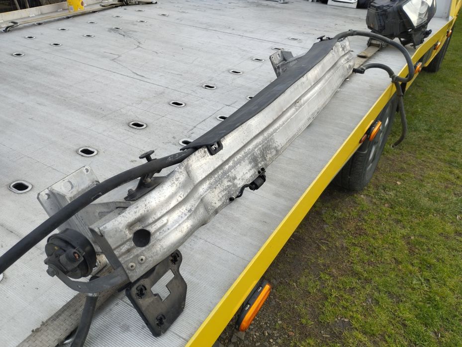 Belka zderzaka przedniego Audi A5 przed Lift 8K0.807.113.D