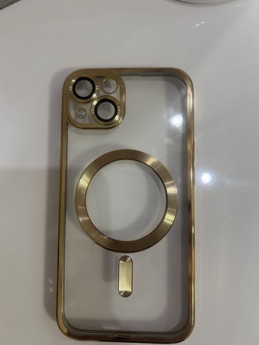 Чохол новий на Iphone 13 золотий колір із захистом на камеру