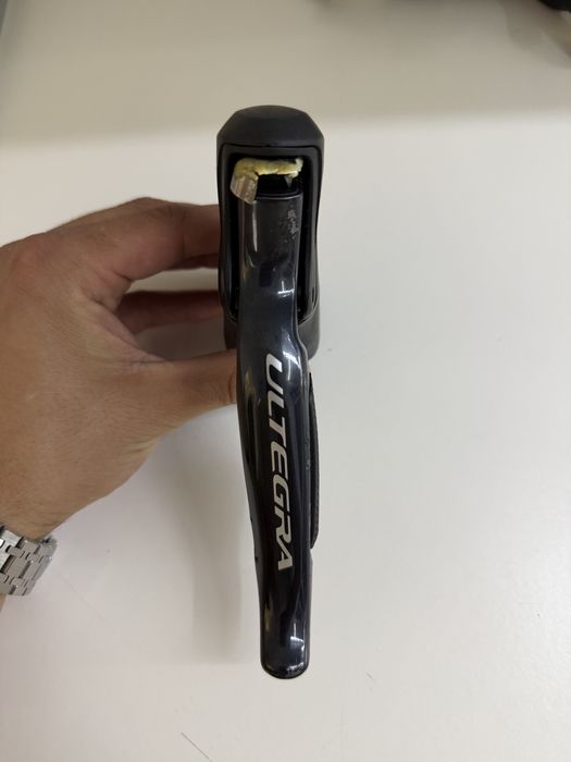 Manete Shimano Ultegra Di2 ST-6870