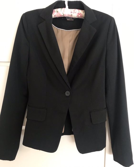 Czarna marynarka, Reserved. roz. 34