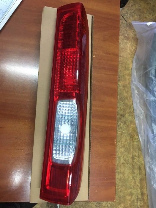 Фонарь задний стоп Opel Vivaro Renault Trafic Виваро Трафик