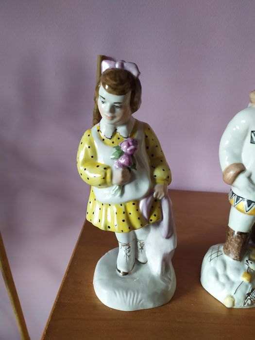 Статуэтки Коростень