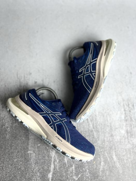 Кросівки жіночі ASICS Gel-Kayano 29 38(24)