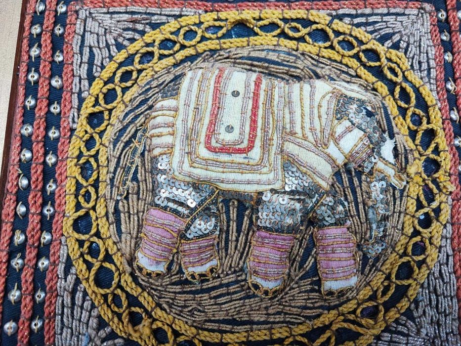 Przedwojenny gobelin,kilim,Birma,oprawiony w ramie