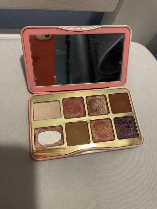 Paletka cieni do powiek Too Faced Tickled Peach