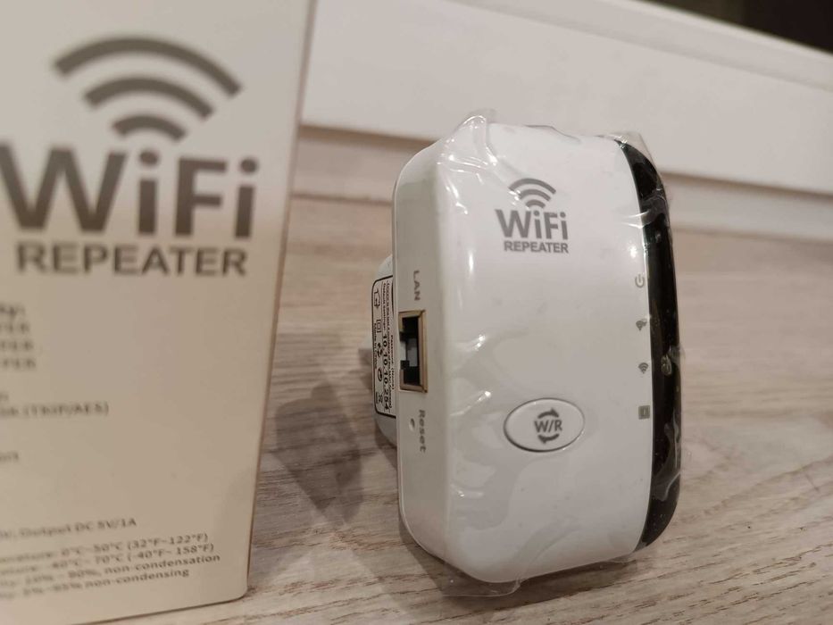 Wi-Fi Repeater репитер Усилитель WI-FI сигнала  ретранслятор НОВЫЙ