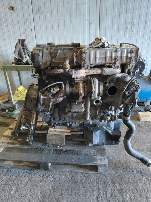 Silnik  Mercedes atego euro 6 na części