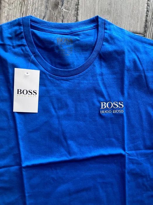 Nowy T-shirt męski L