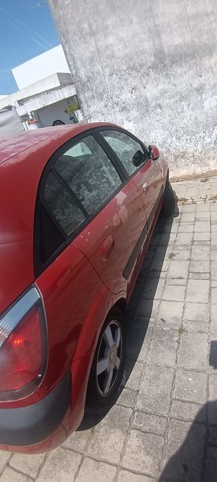 Kia Rio 1.5 CRDI 2005(ler anúncio)