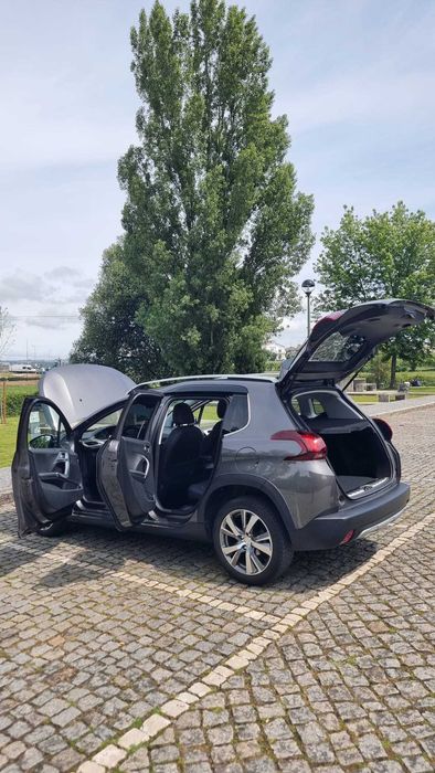Peugeot 2008 Crossway EAT6 60000 klms 2018
