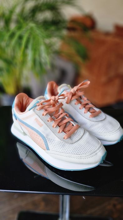 Кросівки жіночі,  puma