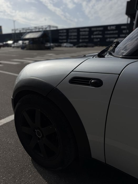 Mini Cooper One 2004