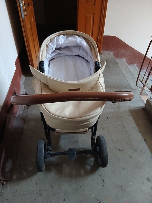 Дитяча коляска(ЛИШЕ ЛЮЛЬКА)