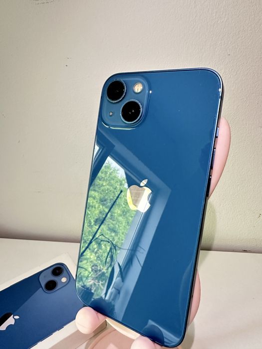 Iphone 13 niebieski