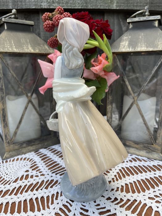 Lladro порцелянова статуетка