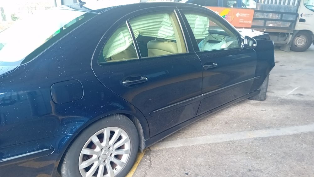 Mercedes c220 avantegarde 2008
