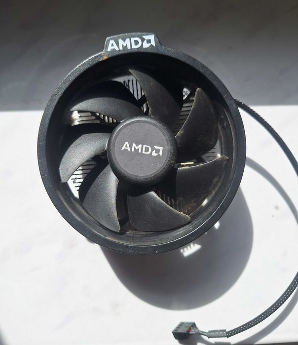 AMD Ryzen 5 2500X + chłodzenie fabryczne + pasta Kryonaut