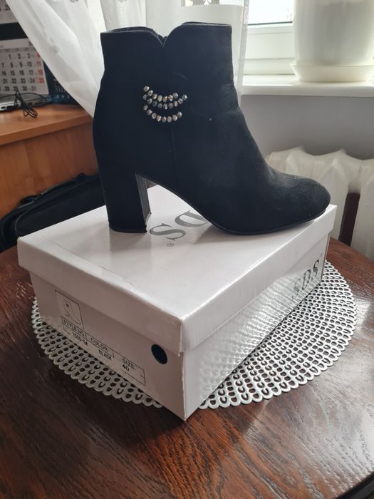 Buty - okazja rozm. 40