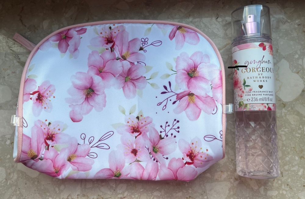 Mgiełka Bath Body Works Gorgeous Kosmetyczka GARATIS