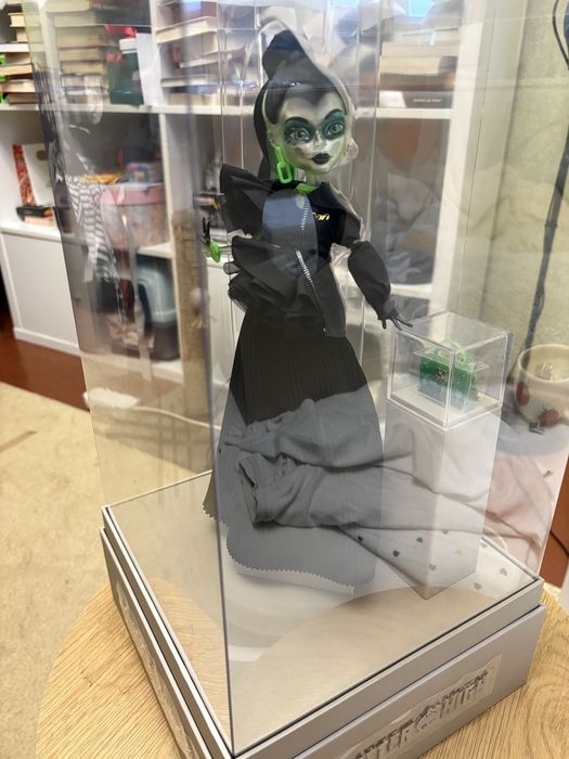 Monster High Off-white Symphanee