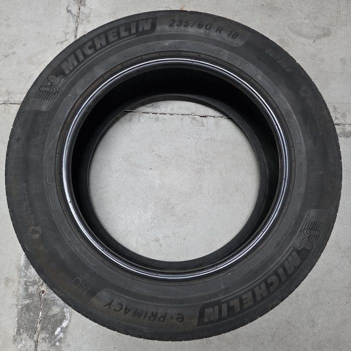 4 pneus 235 60 R18 Michelin