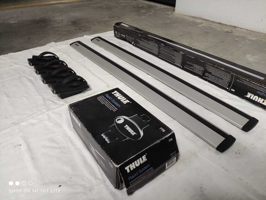 Barras de Tejadilho + Suporte de Fixação THULE