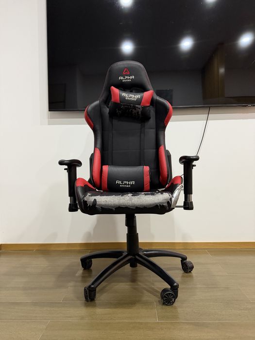 Cadeira alpha gamer estragada