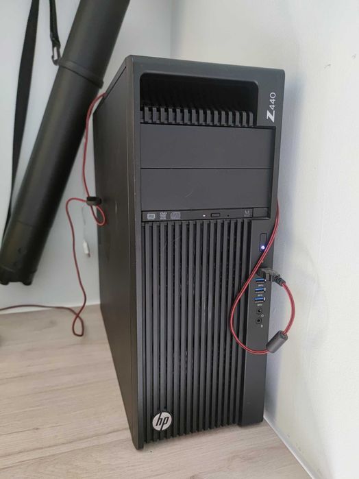 Computador HP Z440 XEON com teclado e monitor- como novo