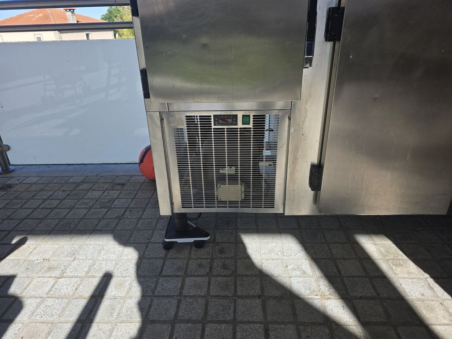 Bancada de pizzaria