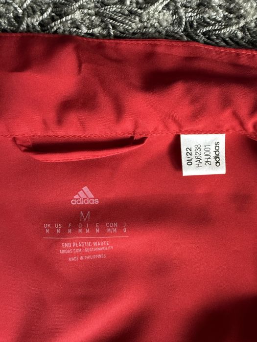 Casaco de Entrada Benfica 2022/23 Original – Tamanho M