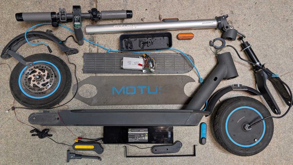 Motus Scooty 10, 10 lite części sterownik kierownica koło silnik błotnik sztyca bateria wyświetlacz kierownica kierunkowskaz manetka podest
