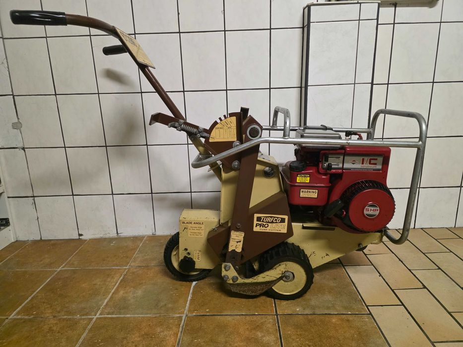 Ryan Brouwer Wycinarka Darni Ryan obrzynarka do trawników Turfco Toro Rink Podcinarka do darni BILLY GOAT Camon