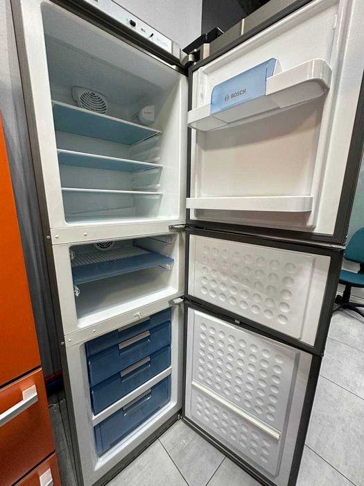 Холодильники премиум класса Bosch, Side by Side Samsung, Pocoline