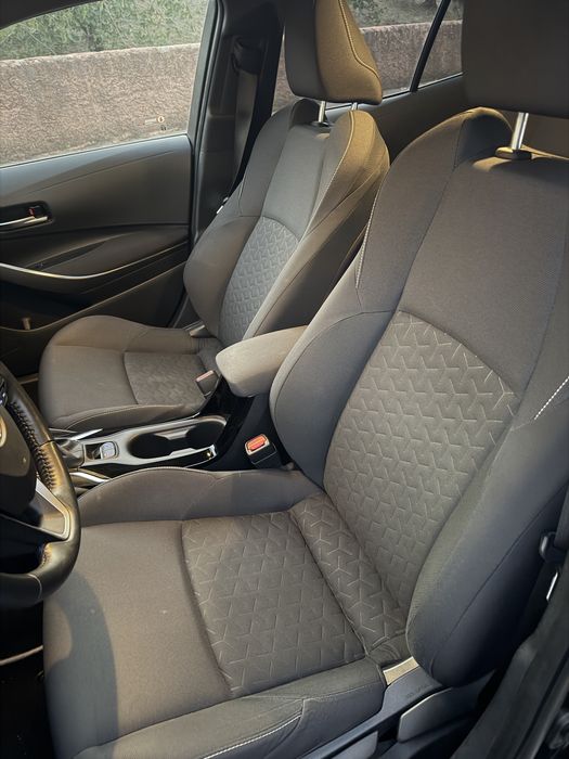 Toyota Corolla 1.8 Hybrid Team Deutschland 1.º Dono / Garantia 10 anos na marca / Full Extras