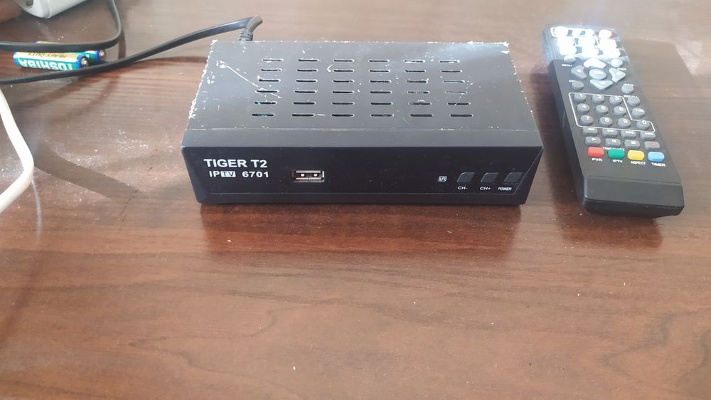 Т2 приставка с входом Юсб под флешку