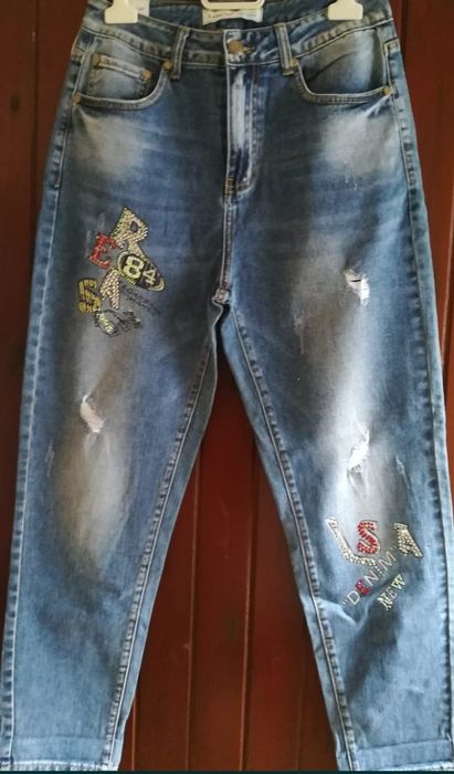Jeansy damskie mom fit