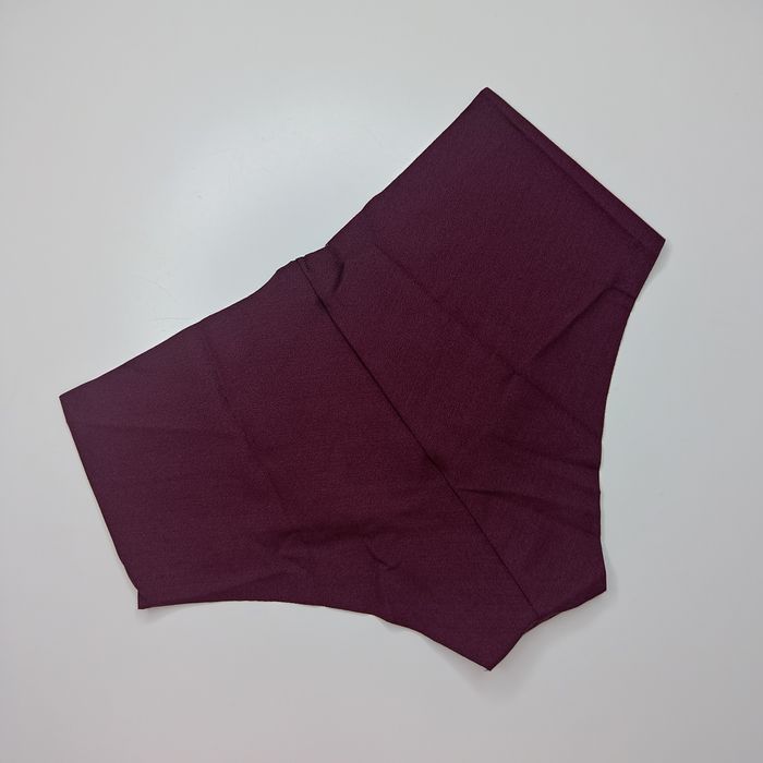 Bezszwowe majtki Victoria's Secret ORIGINAL Rozmiar M