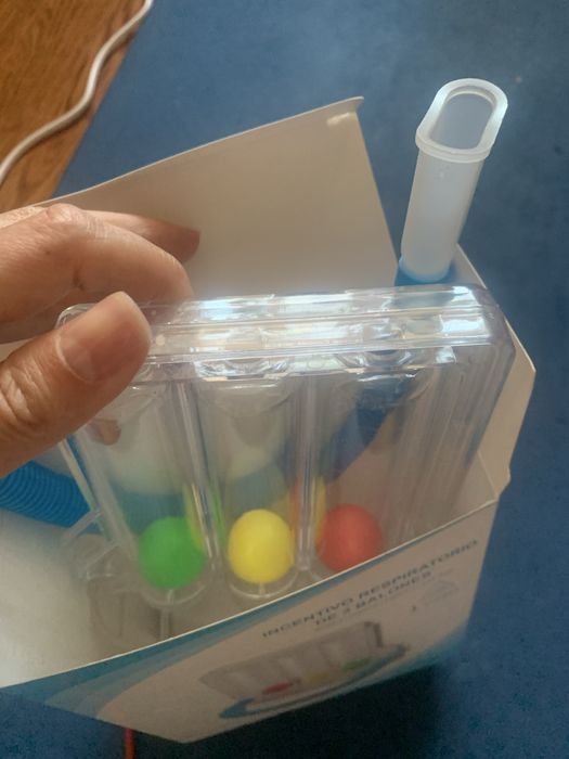 Дихальний тринажер